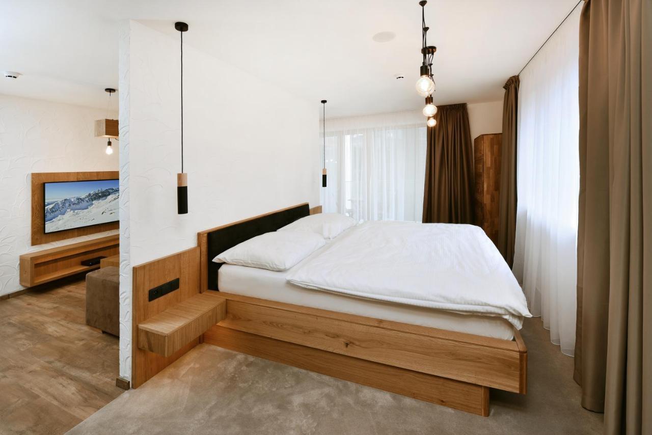 Aplend Hotel Ovruc Strbske Pleso Bagian luar foto