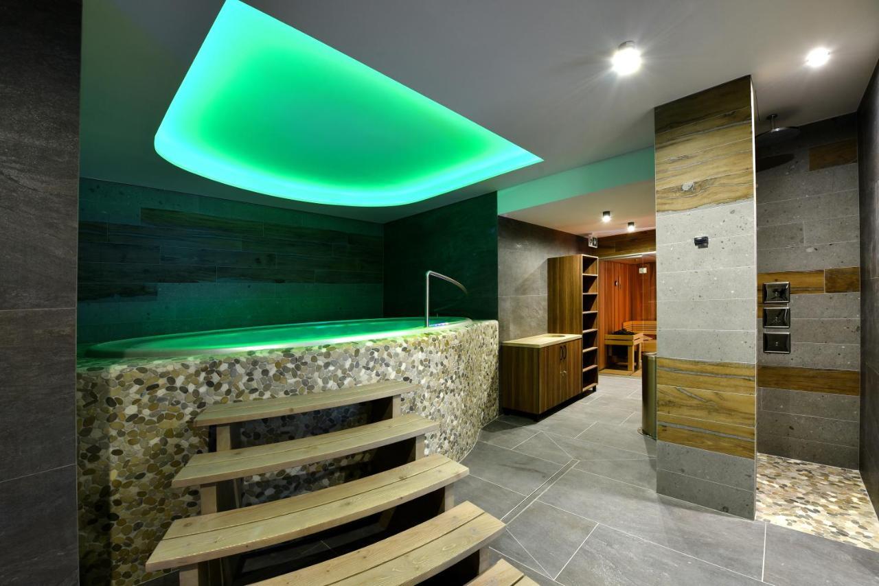 Aplend Hotel Ovruc Strbske Pleso Bagian luar foto