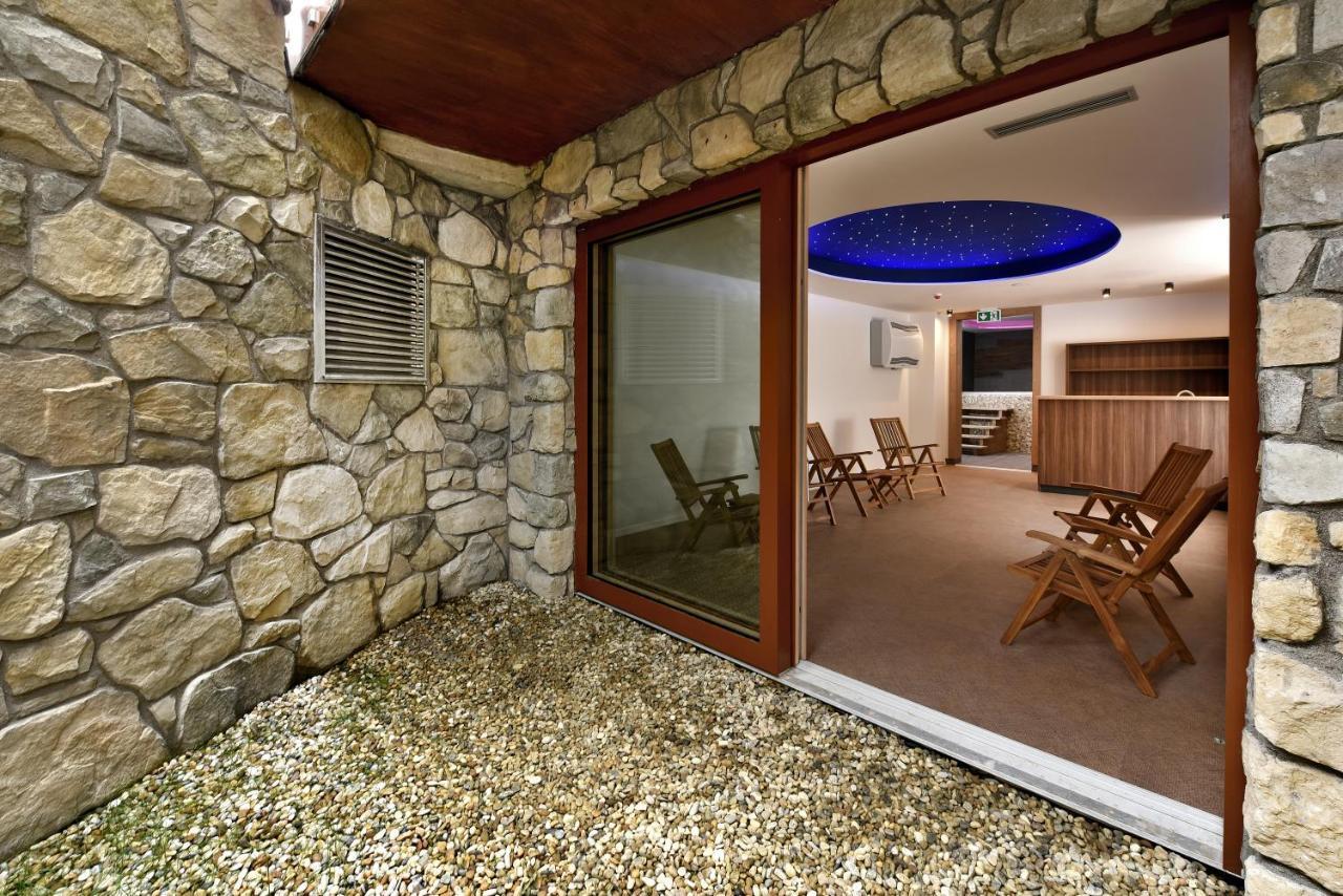 Aplend Hotel Ovruc Strbske Pleso Bagian luar foto