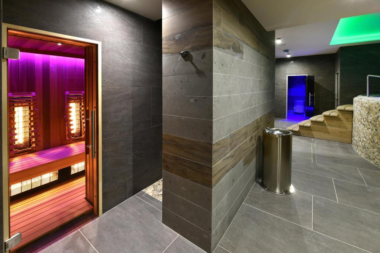 Aplend Hotel Ovruc Strbske Pleso Bagian luar foto