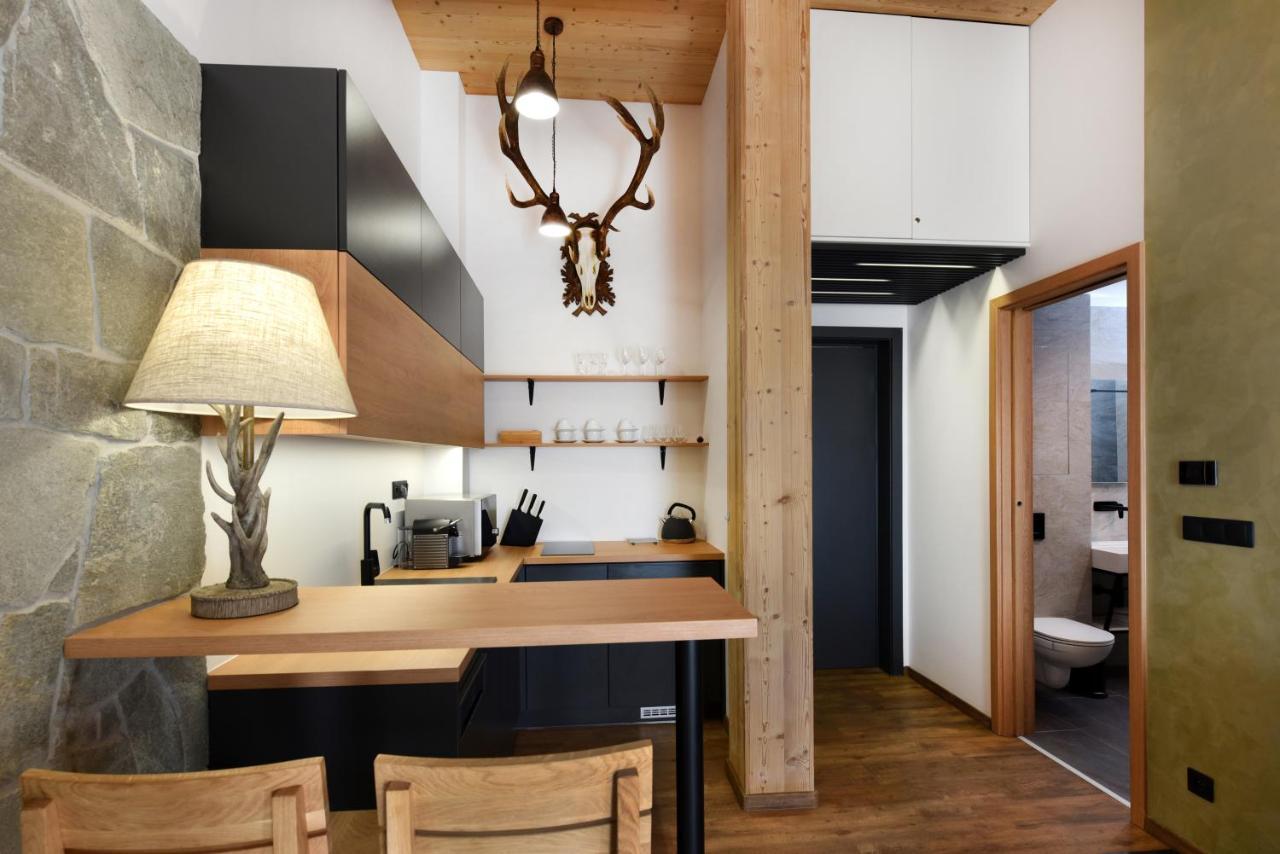 Aplend Hotel Ovruc Strbske Pleso Bagian luar foto