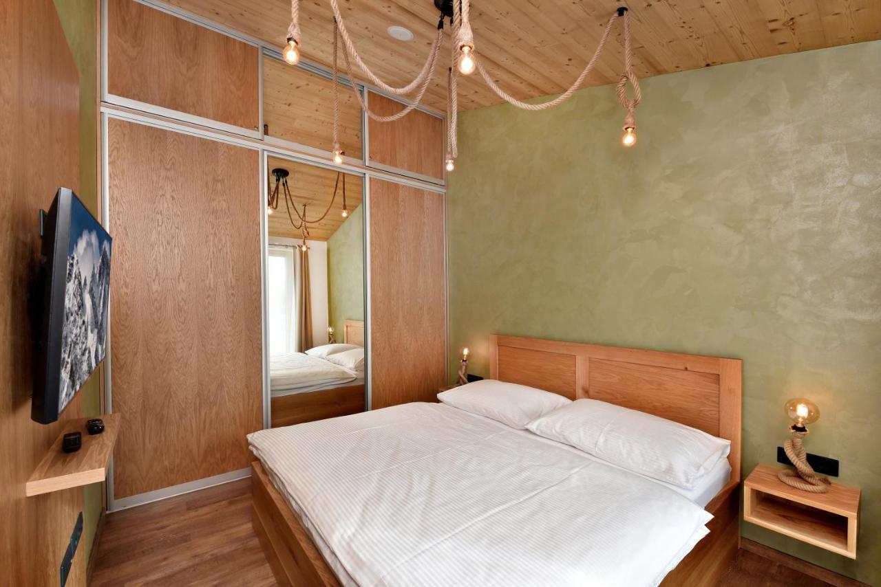 Aplend Hotel Ovruc Strbske Pleso Bagian luar foto