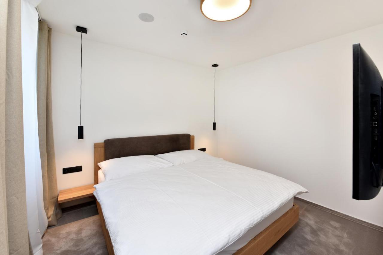 Aplend Hotel Ovruc Strbske Pleso Bagian luar foto